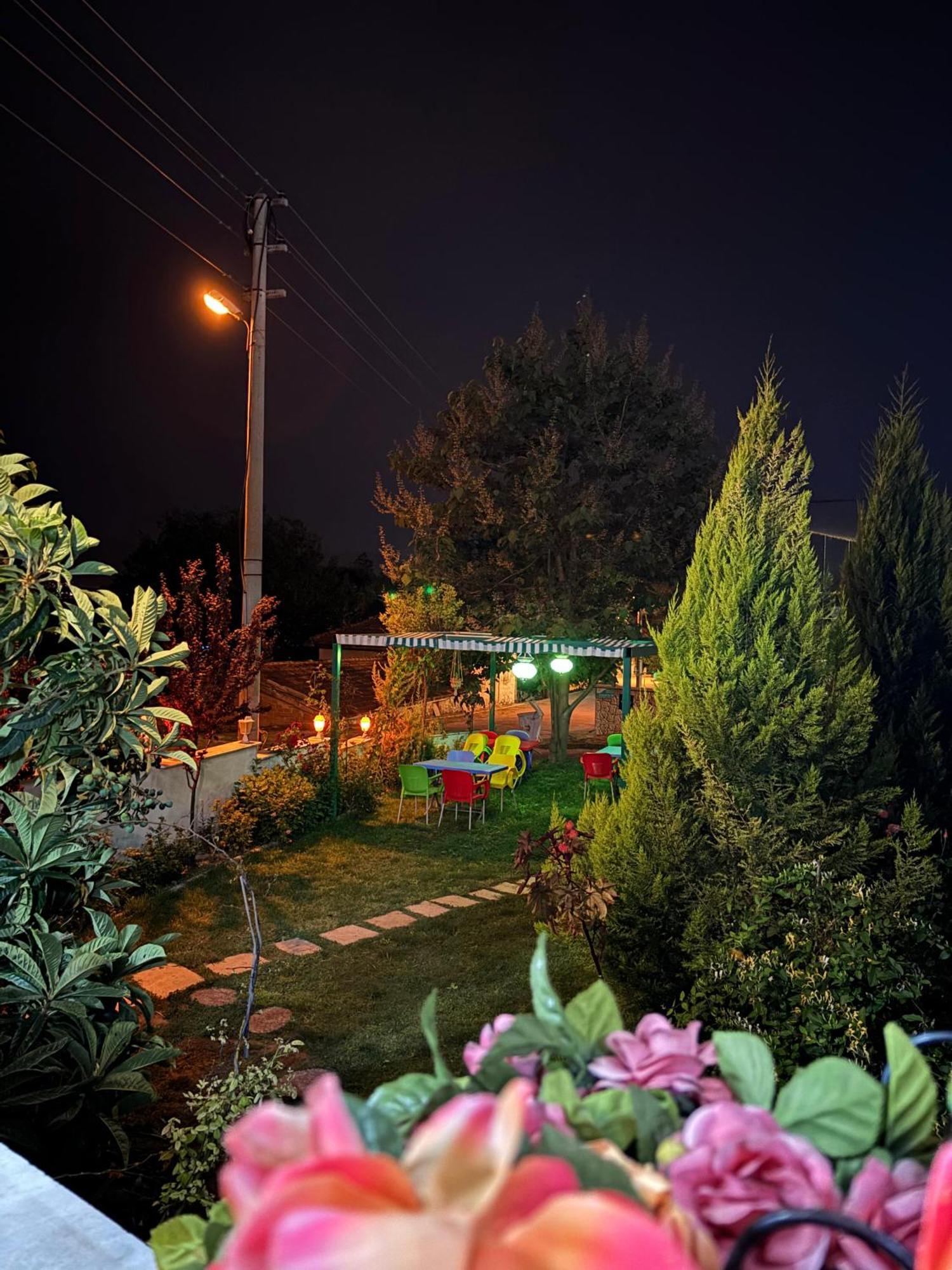 Paradise House Aparthotel