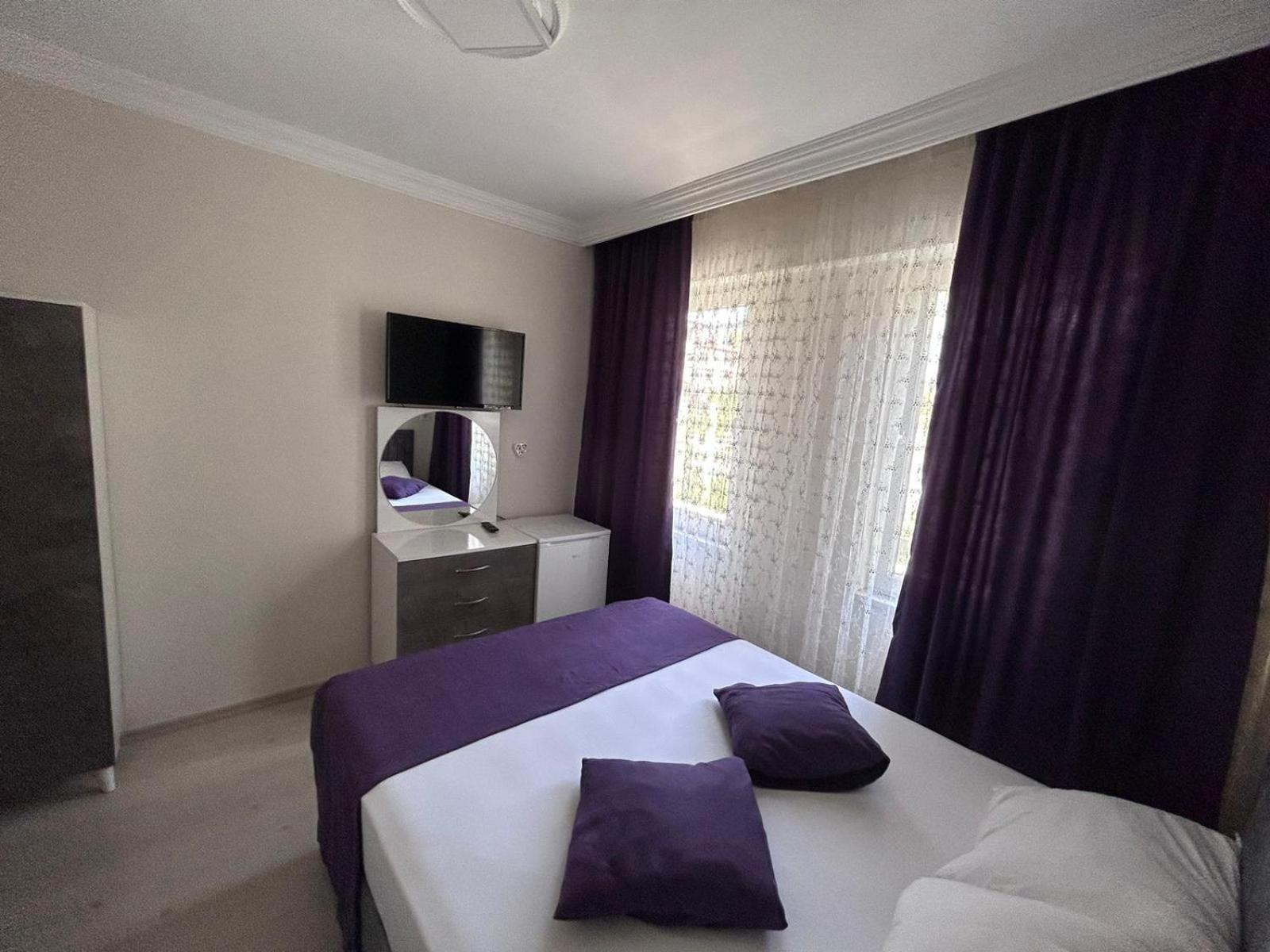 Paradise House Aparthotel